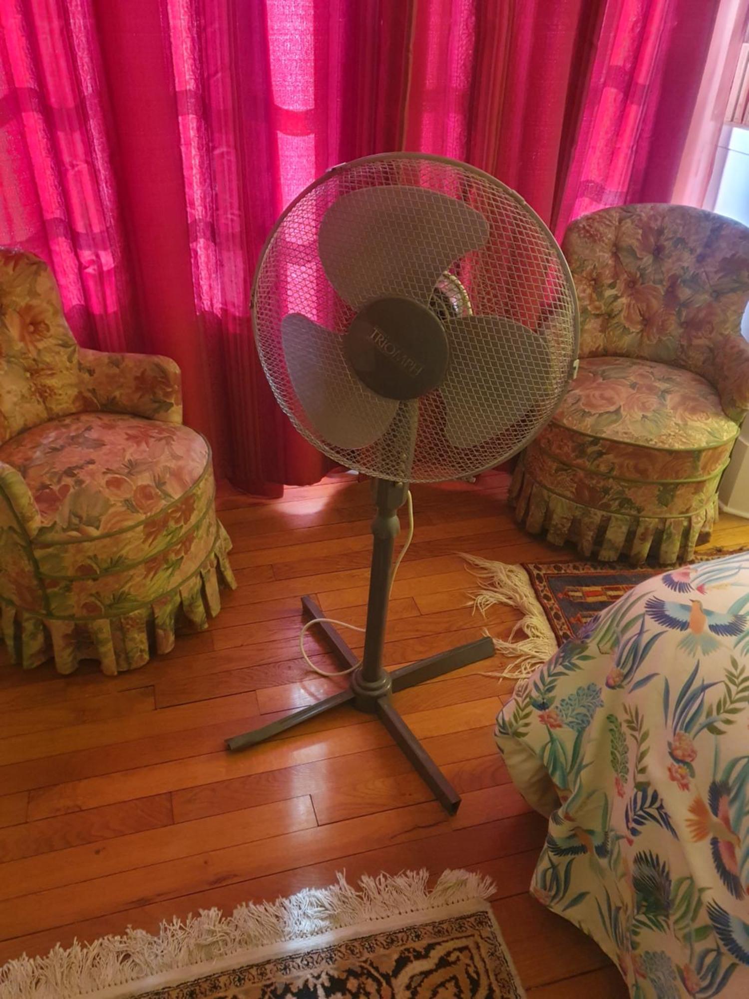 La Romantique Bed & Breakfast Paris